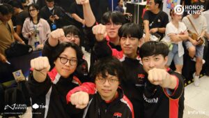 US$15,000,000 pumped into Honor of Kings esports with 7 new pro leagues around the globe Nongshim Redforce doing punch poes at Honor of Kings Invitational Season 3