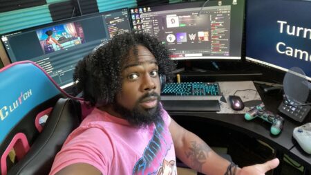 Xavier Woods streaming set-up